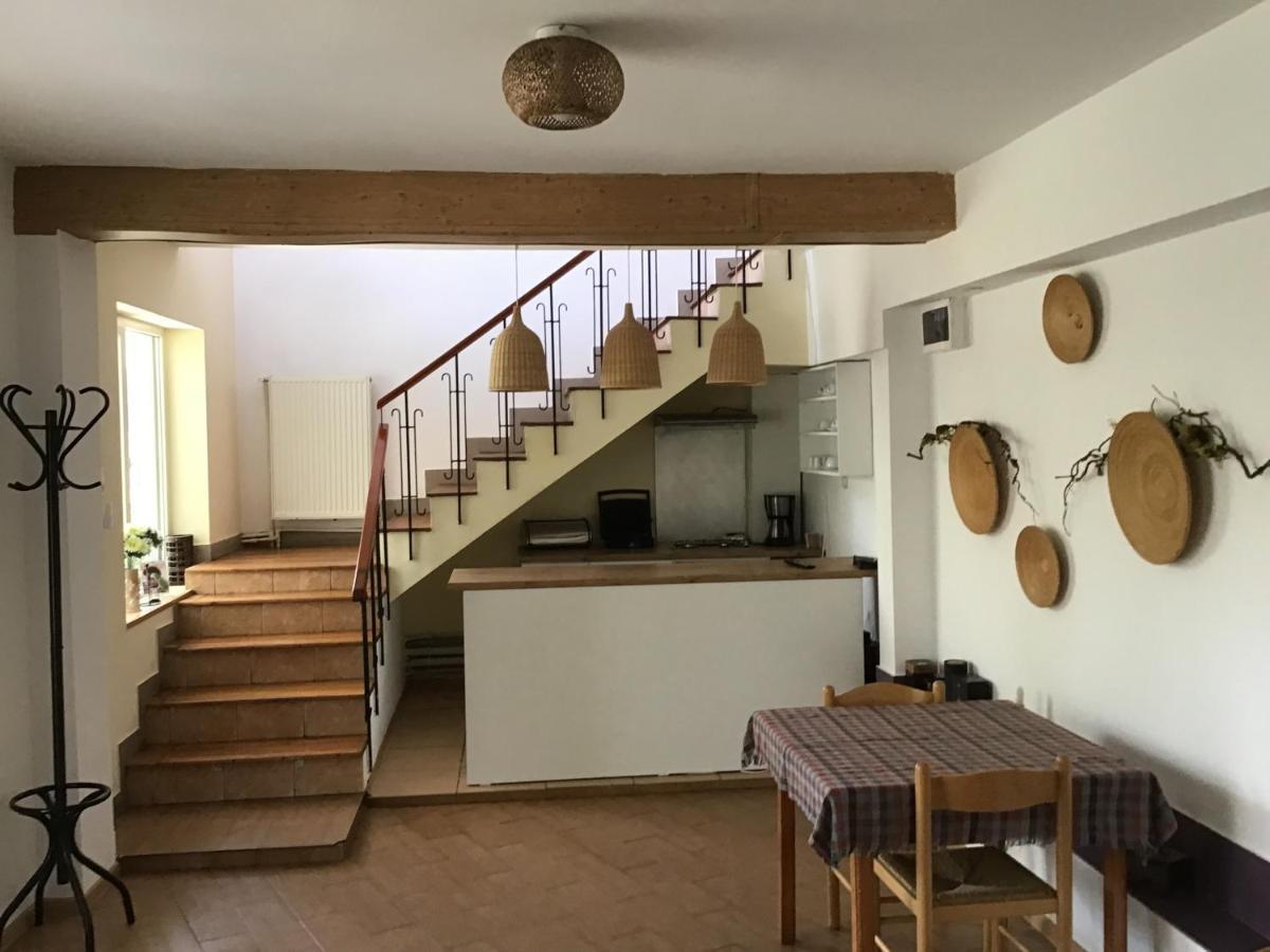 Villa Siret Sendreni Esterno foto
