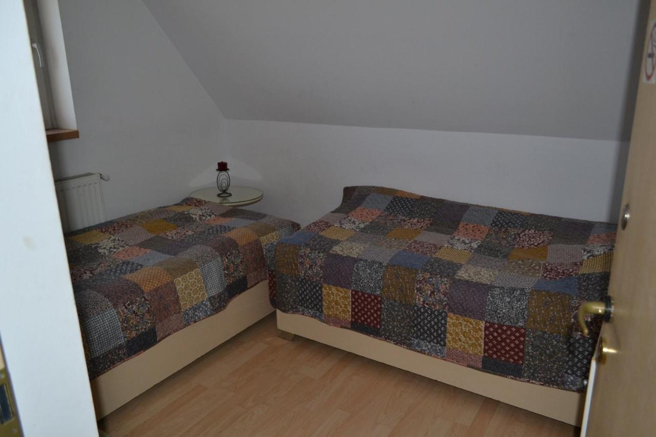 Villa Siret Sendreni Esterno foto